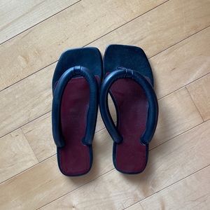 Staud leather thong slipper, black, size 36